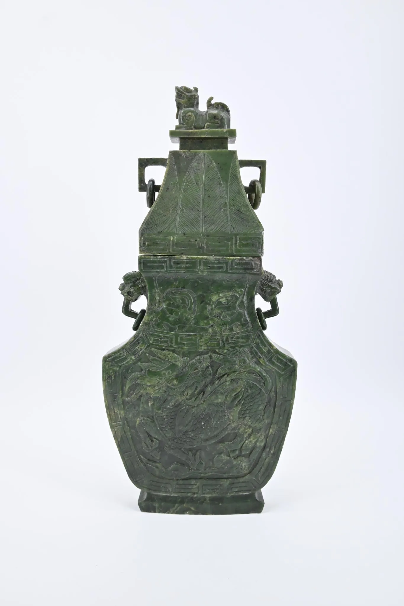 photo de vase en pierre verte - 28/05/2026