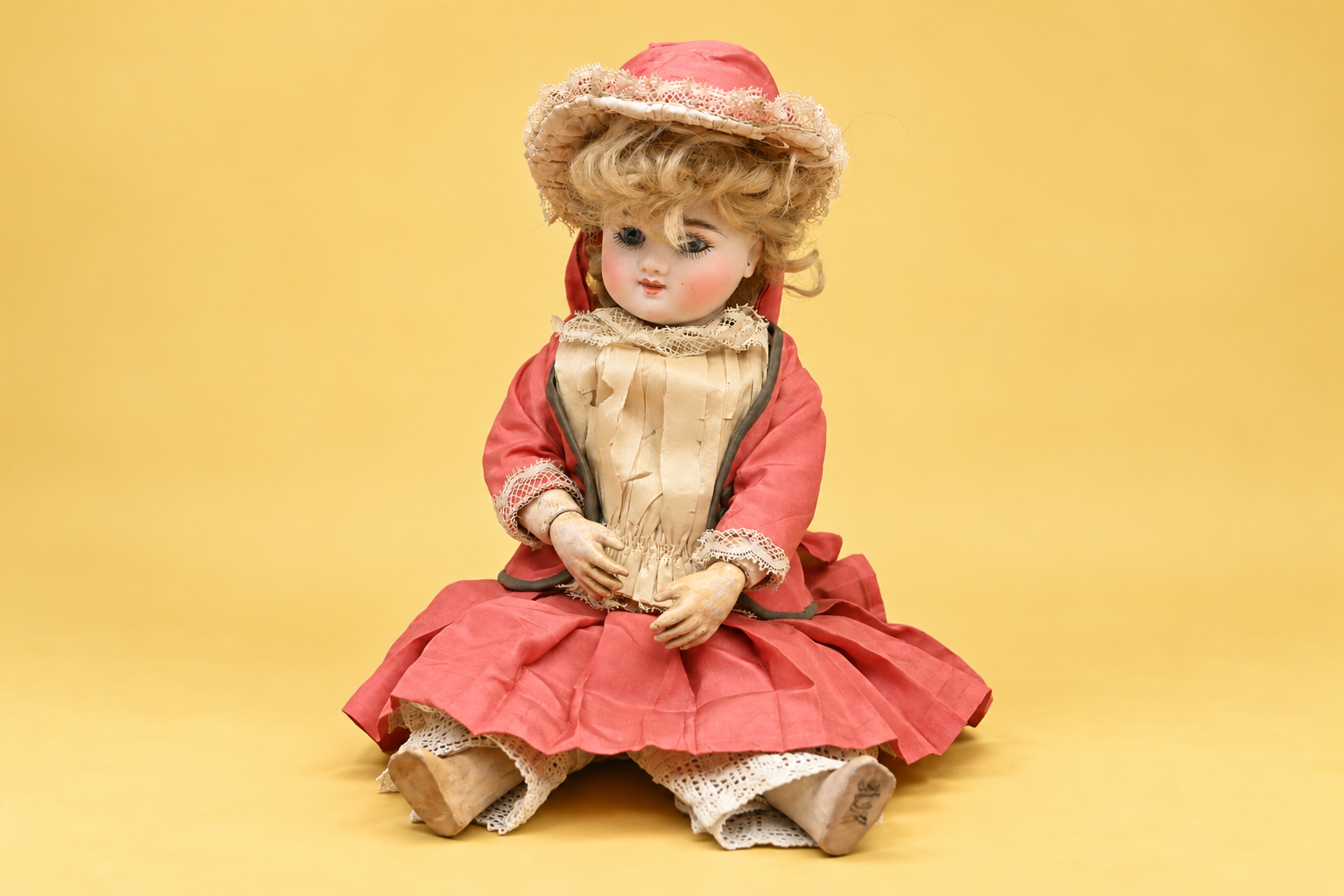 Image à la une de Il était une fois... Poupées et Jouets Anciens, Mode Ancienne & Livres Anciens